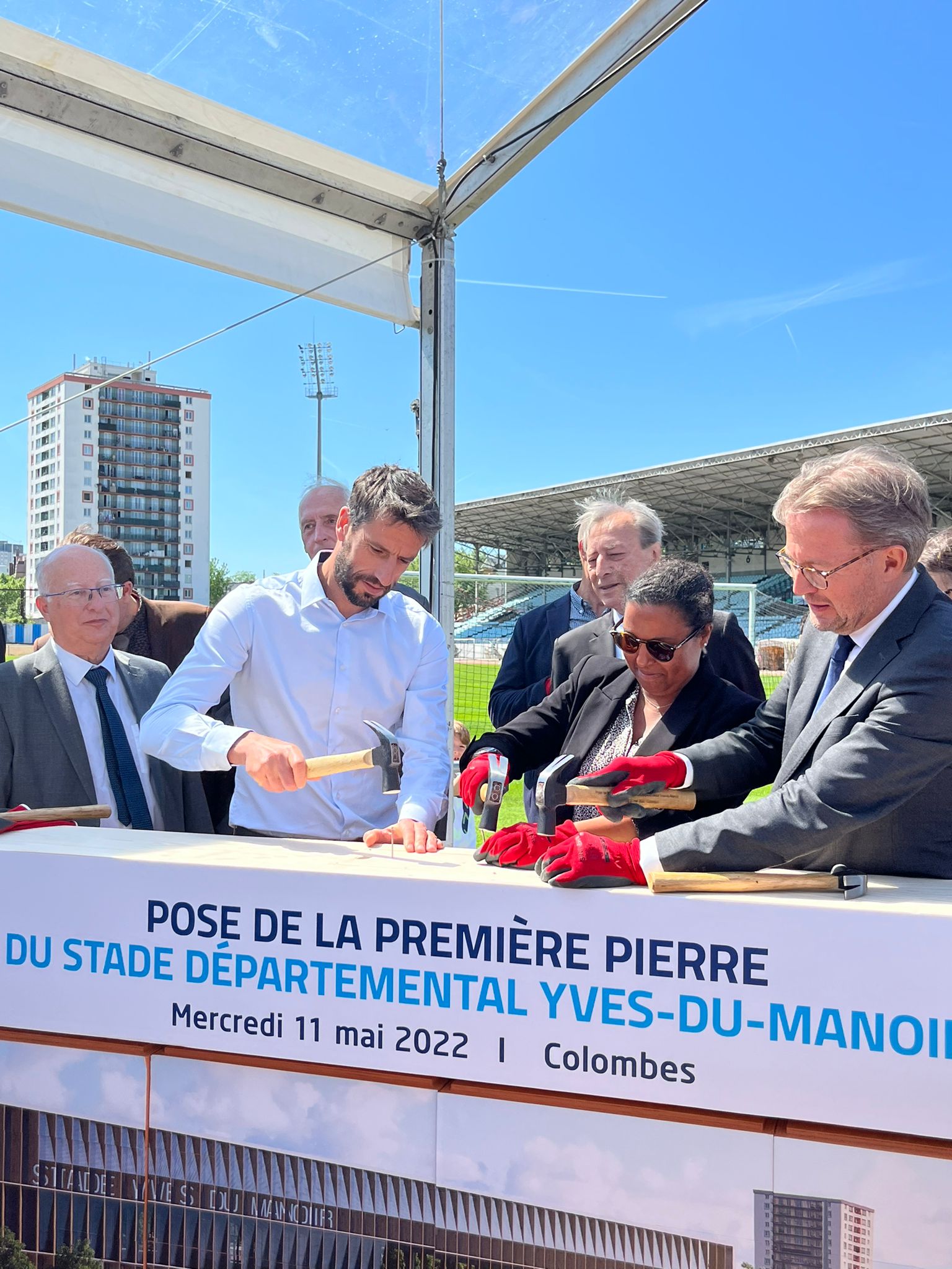 Paris 2024 : Pose de la première pierre du nouveau Stade Yves-du-Manoir