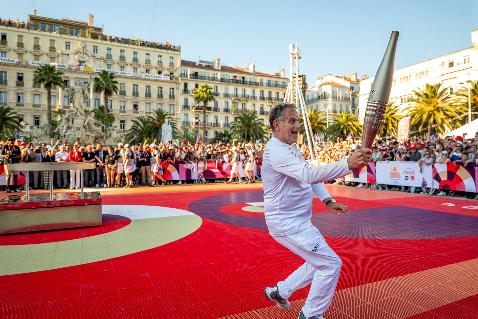 Paris 2024 : De Saint-Raphaël à Toulon, le Var a célébré la flamme